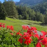 Moderne Et Spacieux Avec 2 Belles Terrasses Vu Sur Montagne アパート ロイカーバード