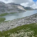 Moderne Et Spacieux Avec 2 Belles Terrasses Vu Sur Montagne * ロイカーバード