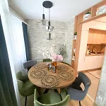 Moderne Et Spacieux Avec 2 Belles Terrasses Vu Sur Montagne ロイカーバード